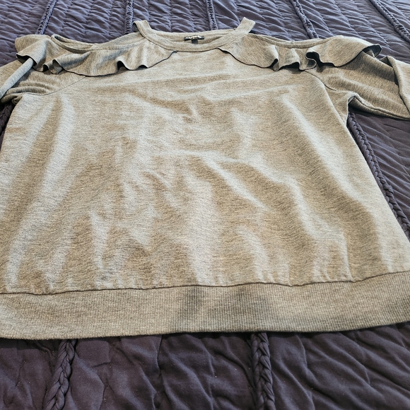 Express Gray Ruffle Cold Shoulder Sweatshirt - Picture 2 of 8